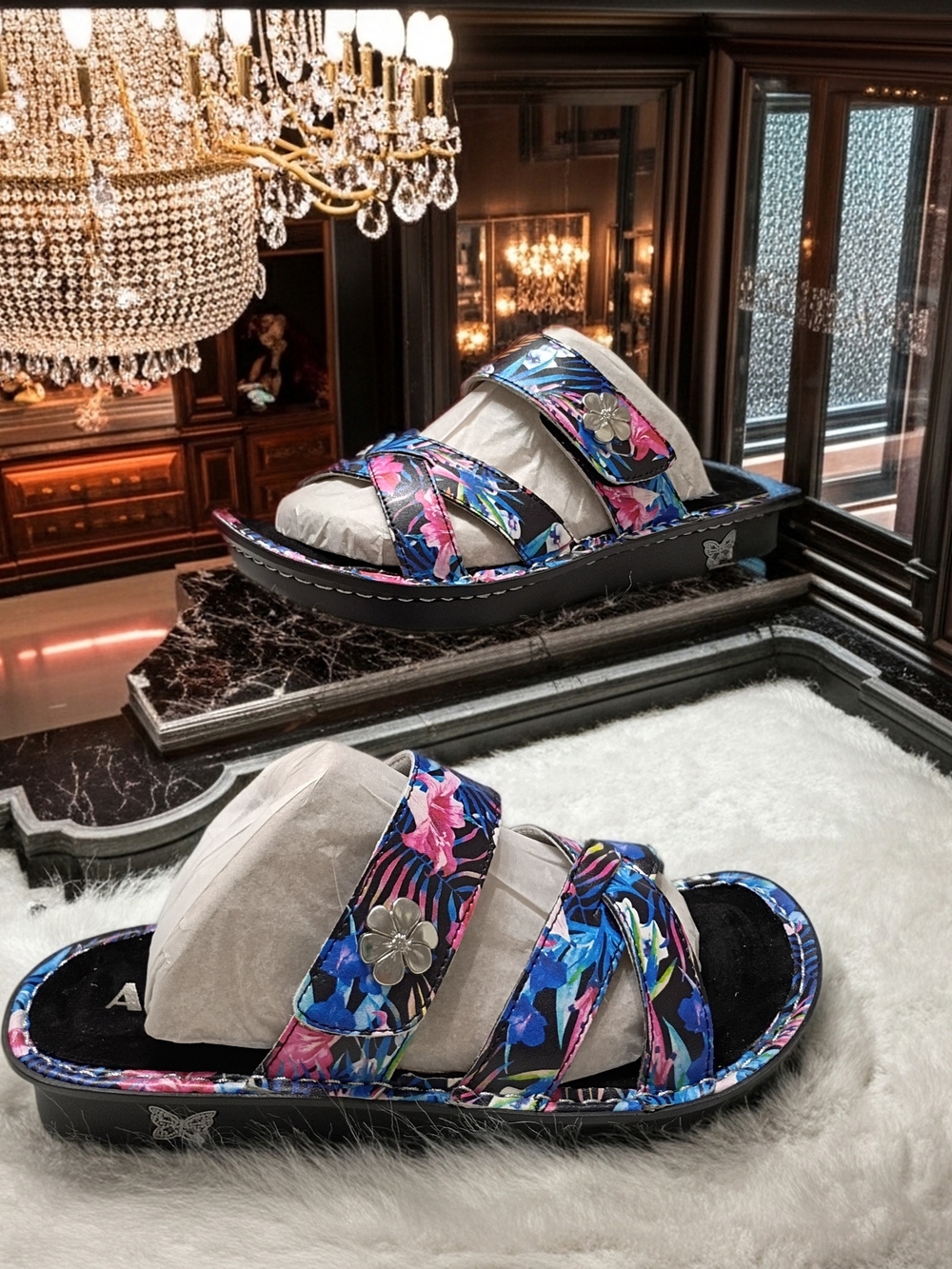 New Alegria Victoriah Tropic Nights Multicolor Floral Cross Strap Slide Sandals